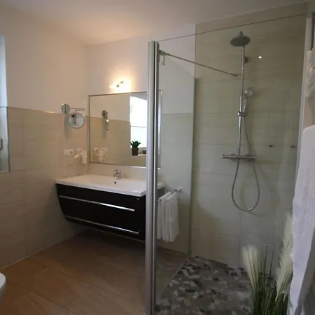 Casa Fortuna Modern Retreat